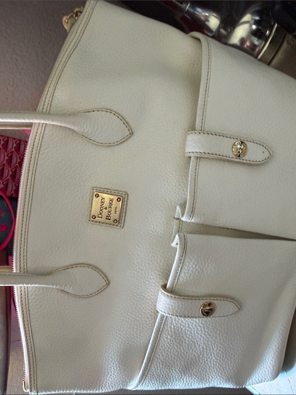 White Dooney & Bourke Pebbled Tote zipper with Front Pocket Detailing - Picture 3 of 7